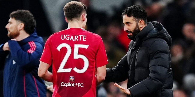 Man United và cuộc cách mạng tiền vệ dưới thời Ruben Amorim