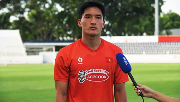 Ngọc Mỹ nỗ lực làm quen chiến thuật mới của U23 Việt Nam