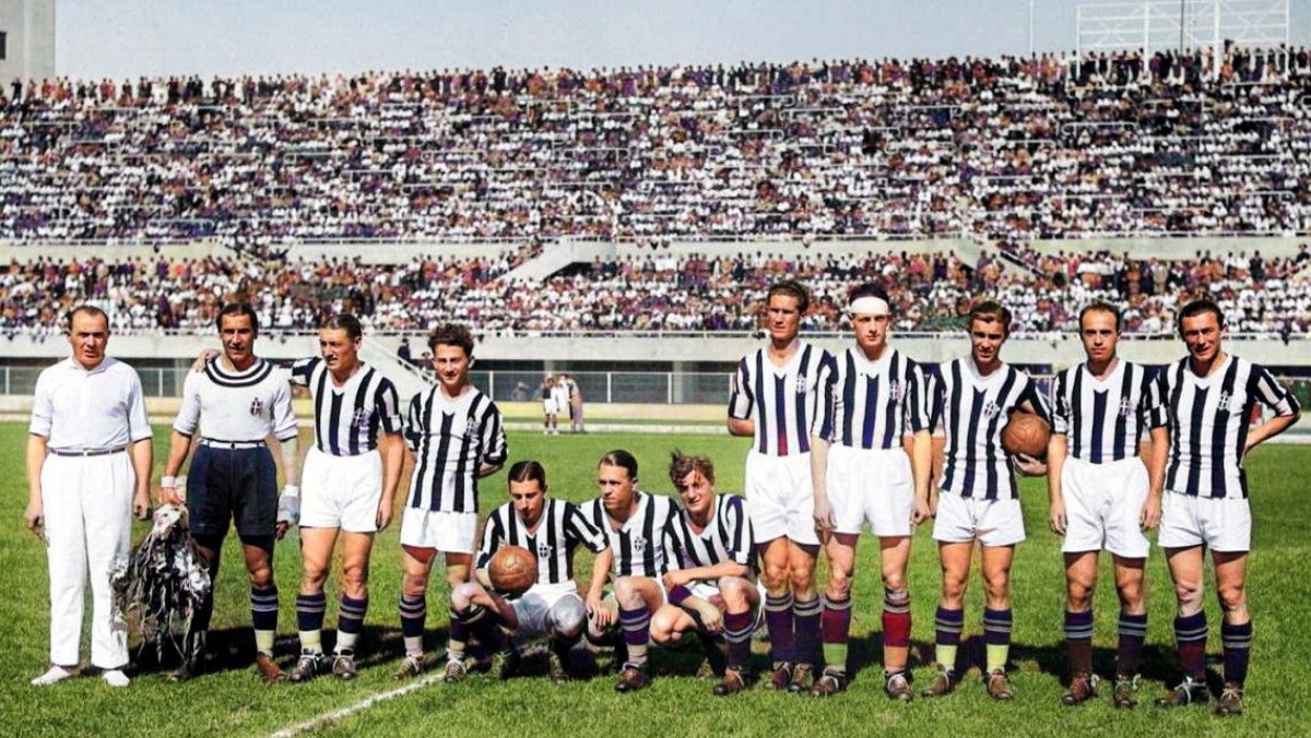 Đội hình huyền thoại Juventus mùa giải 1933/1934.