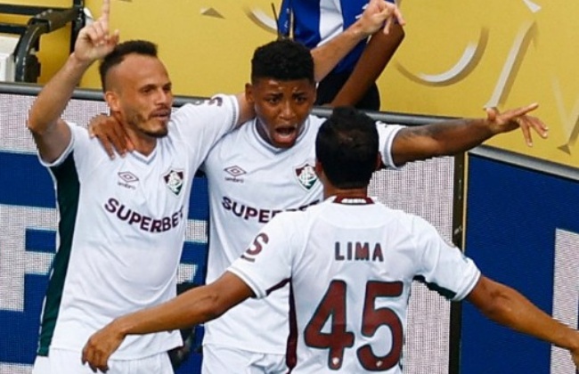 Fluminense tạo cú sốc trước Inter.