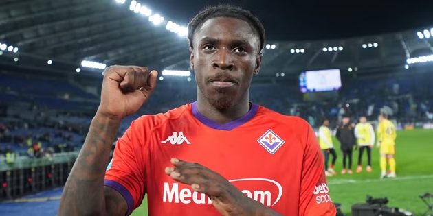 MU theo sát diễn biến tương lai của Moise Kean.