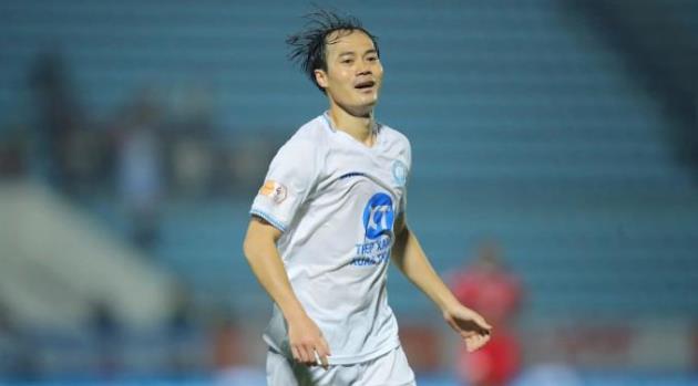 Văn Toàn tuyên bố Nam Định sẽ chinh phục V-League lần thứ 3 liên tiếp