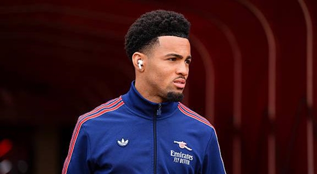 Ethan Nwaneri sẽ đối mặt thử thách lớn nếu Eberechi Eze tới Arsenal.