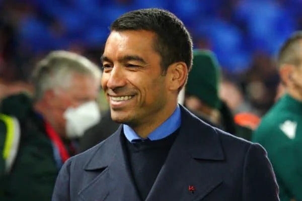 CHÍNH THỨC: Giovanni van Bronckhorst thế chỗ John Heitinga ở Liverpool