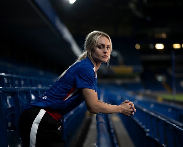 Ellie Carpenter vừa gia nhập Chelsea.