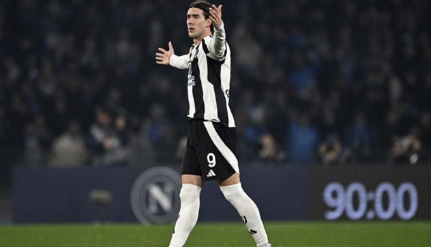 Juve cần bán Vlahovic, Barca có nên chớp thời cơ?