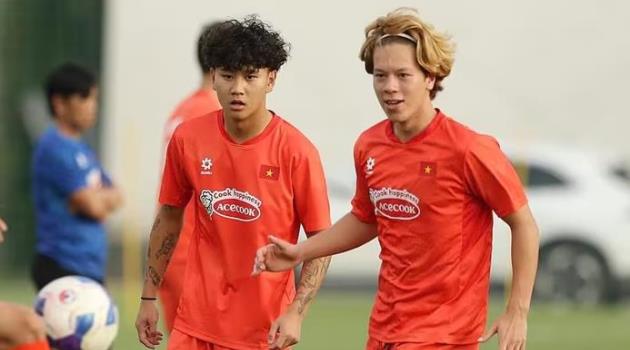 Viktor Lê tỏa sáng trong màu áo U22 Việt Nam.