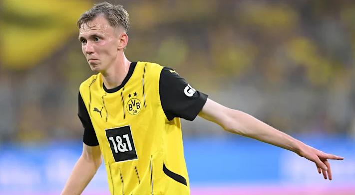 Maximilian Beier quan trọng trong hệ thống của Dortmund.