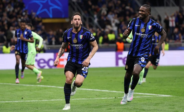 Calhanoglu chuẩn bị rời Inter