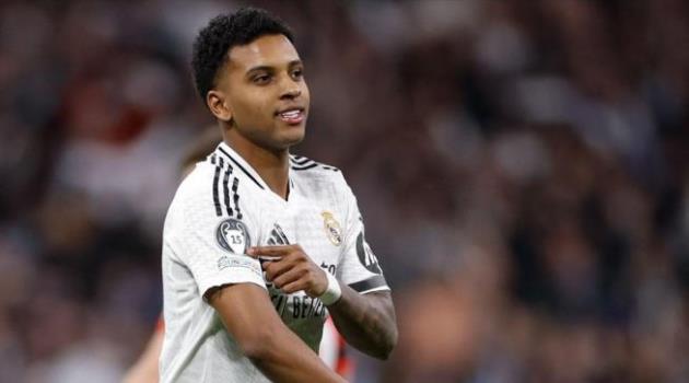 Chuyển nhượng sáng 4/7: Real sẵn sàng bán Rodrygo; Al-Nassr nhắm Gabriel Martinelli