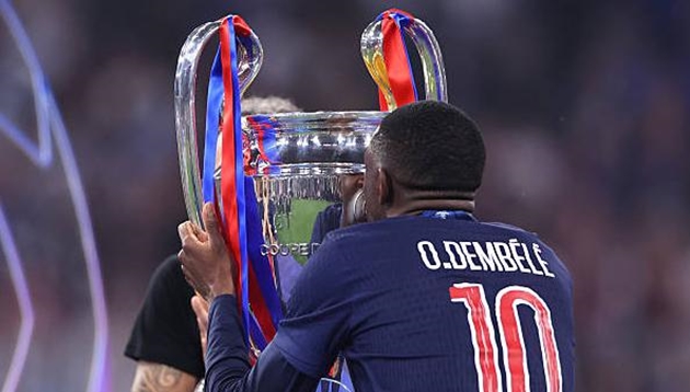Ousmane Dembele vừa trải qua một mùa giải thành công cùng PSG.