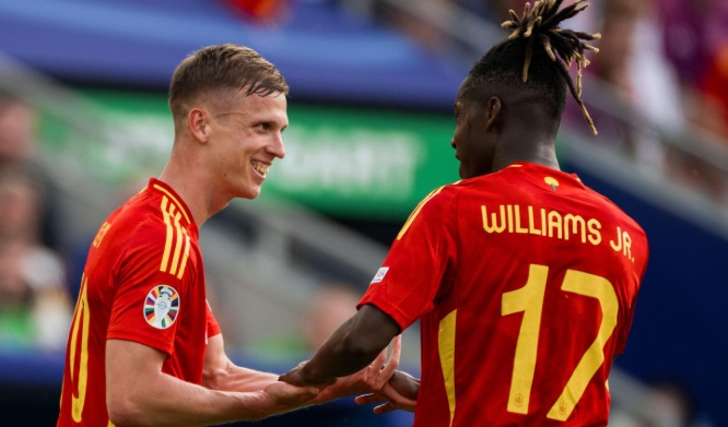 Dani Olmo trấn an Nico Williams về việc gia nhập Barcelona