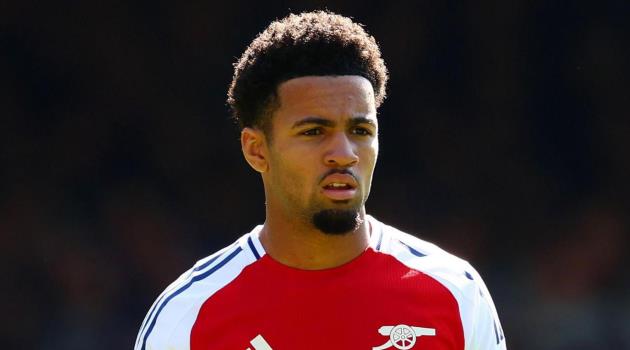 Tương lai Ethan Nwaneri và tham vọng Arsenal: Quyết định không thể sai lầm