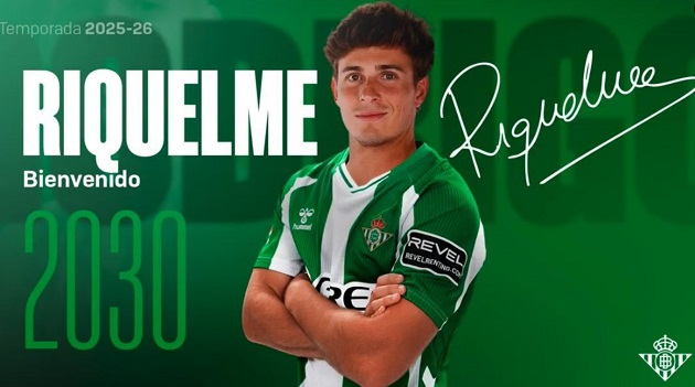 CHÍNH THỨC: Rodrigo Riquelme chia tay Atletico Madrid để đến với Betis
