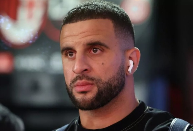 Here we go! Kyle Walker gia nhập Burnley