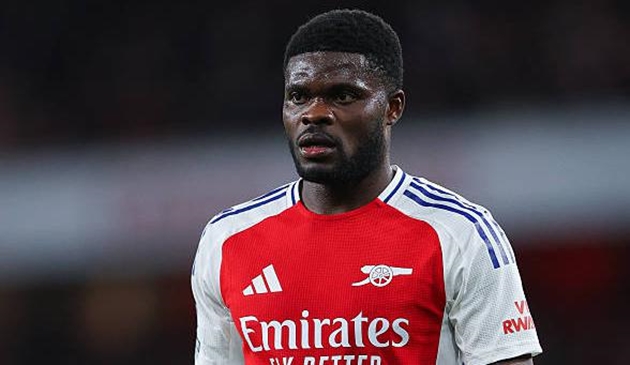 Arsenal đưa ra thông báo về bê bối của Thomas Partey