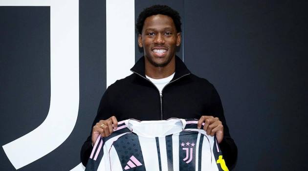 CHÍNH THỨC! Jonathan David gia nhập Juventus