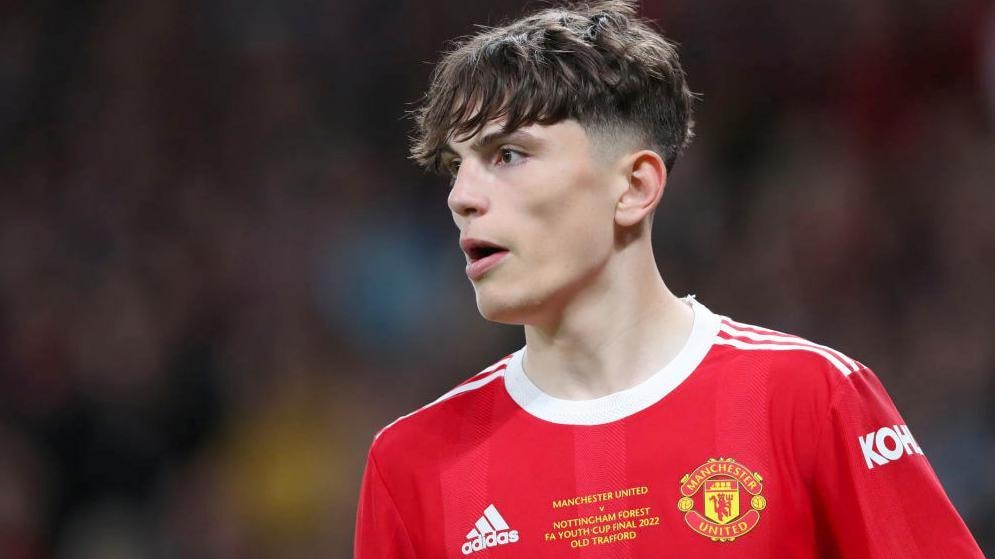 Alejandro Garnaco là một cái tên khác của Manchester United lọt vào tầm ngắm của Barcelona.