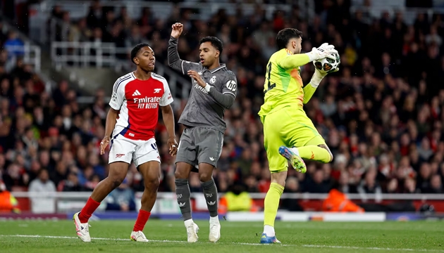 Arsenal là một trong những bến đỗ lý tưởng cho ngôi sao người Brazil.