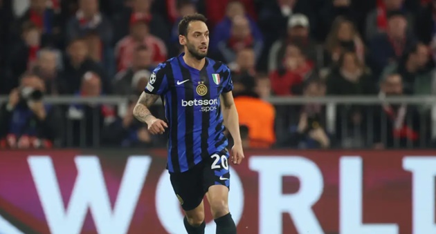 Calhanoglu có thể rời Inter.