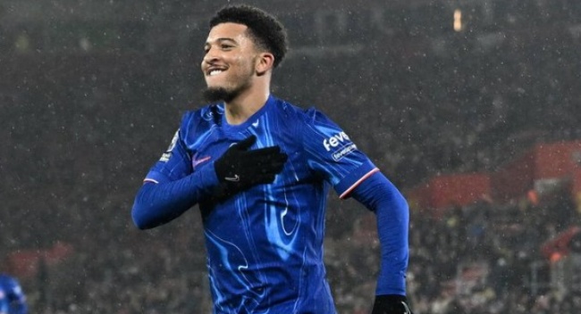 Chuyển nhượng sáng 6/7: Juventus đổi Luiz lấy Sancho; Chelsea báo giá Nkunku cho MU