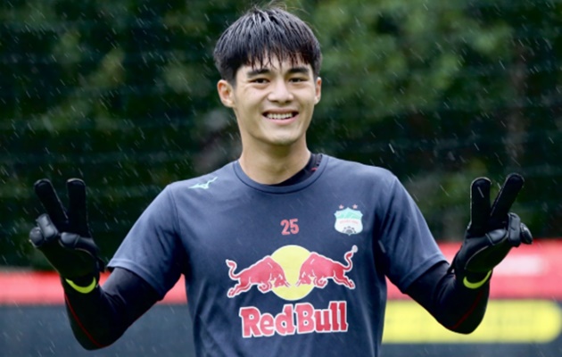 Trung Kiên là niềm hy vọng mới nơi khung gỗ HAGL cũng như tuyển Việt Nam.