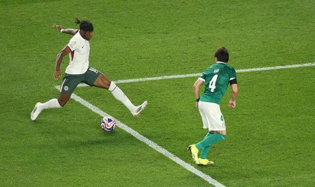 Madueke có những cải thiện tại Chelsea
