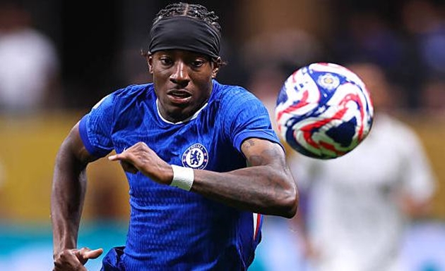 Noni Madueke có thể là sai lầm chuyển nhượng của Arsenal.