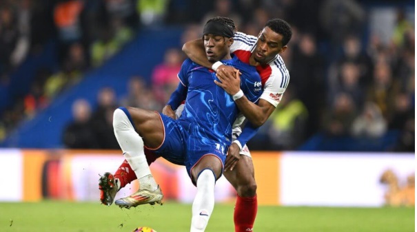 Vì sao Arsenal nhắm Madueke?