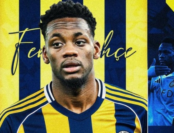 CHÍNH THỨC! Jhon Duran gia nhập Fenerbahce của Mourinho