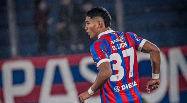 Man Utd chiêu mộ Leon: Tài năng Paraguay mang bóng dáng Marcelo