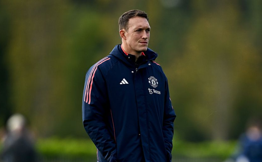 Phil Jones hết lời khen ngợi mục tiêu đắt giá của MU