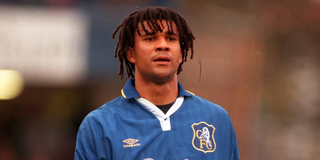 Gullit đã có những đóng góp quan trọng cho Chelsea.