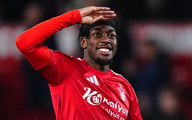 Elanga giúp Newcastle giải quyết bài toán chạy cánh phải