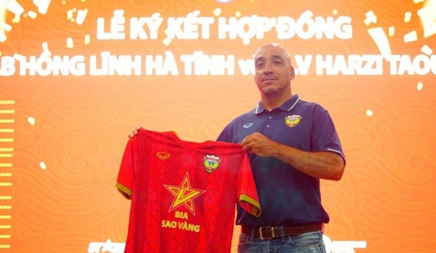 Hà Tĩnh ký hợp đồng với ông Taoufika Harzi.