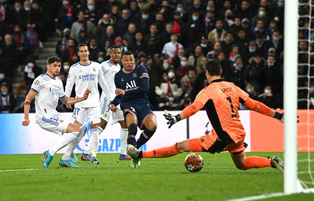 Mbappe từng gieo sầu cho Real trong quá khứ.