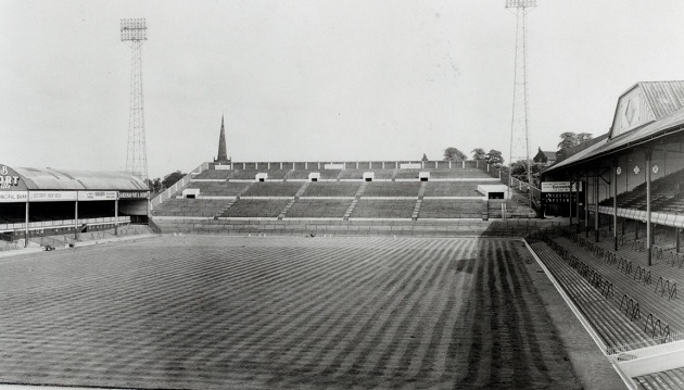 Villa Park vào những năm 1950.