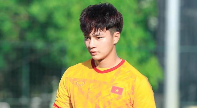 Điểm tin bóng đá Việt Nam 10/7: Phan Thanh Hậu rời HAGL; HLV Kim Sang-sik sẽ tạo bất ngờ ở vị trí thủ môn?