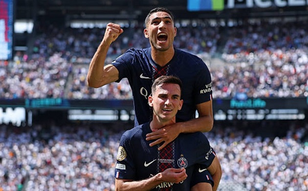 'Một số pha bóng của PSG đá như game Fifa'