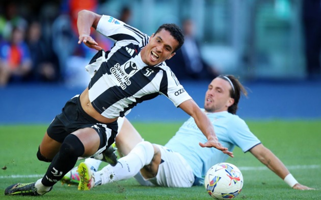 Sporting CP hỏi mua Alberto Costa, Juventus có thể thu lãi lớn