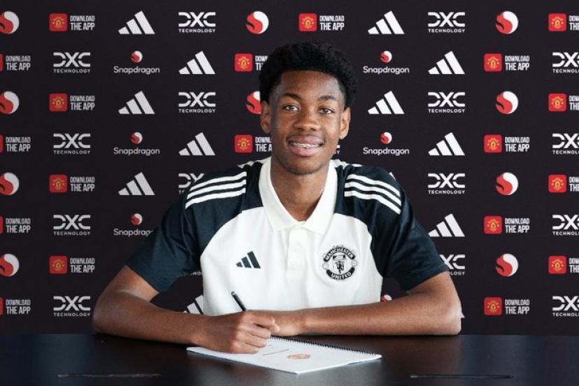 Manchester United chính thức chiêu mộ Enzo Kana-Biyik giá 0 đồng