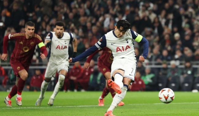 Son là ngòi nổ nguy hiểm của Tottenham.