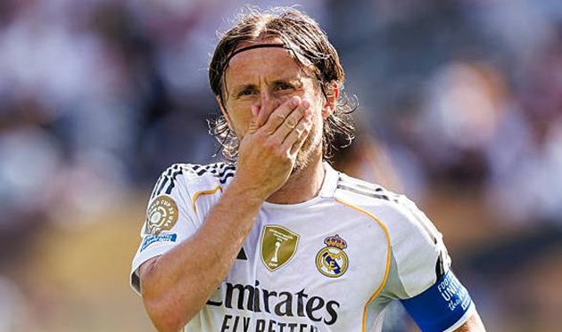 Chia tay Real Madrid, Luka Modric gửi lời tri ân đầy xúc động