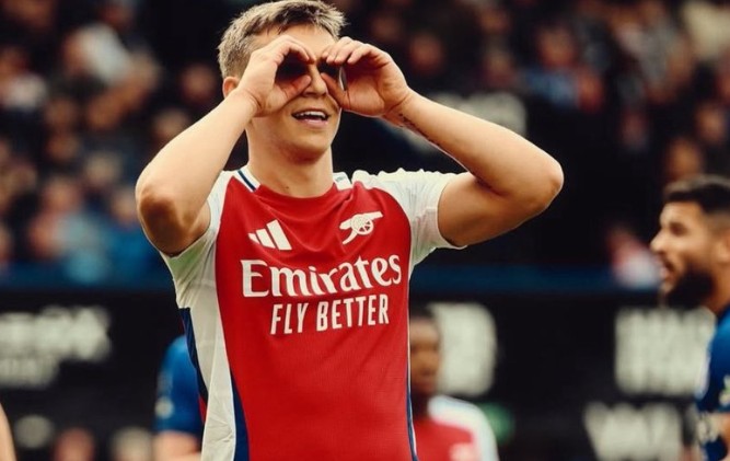 Arsenal sẵn sàng để Trossard rời đi