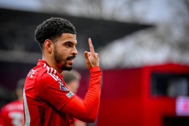 NÓNG! Forest xem xét kiện Tottenham vì tiếp cận Gibbs-White trái phép