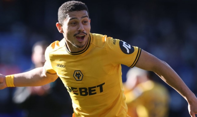 Andre lọt tầm ngắm Juventus nếu Douglas Luiz ra đi