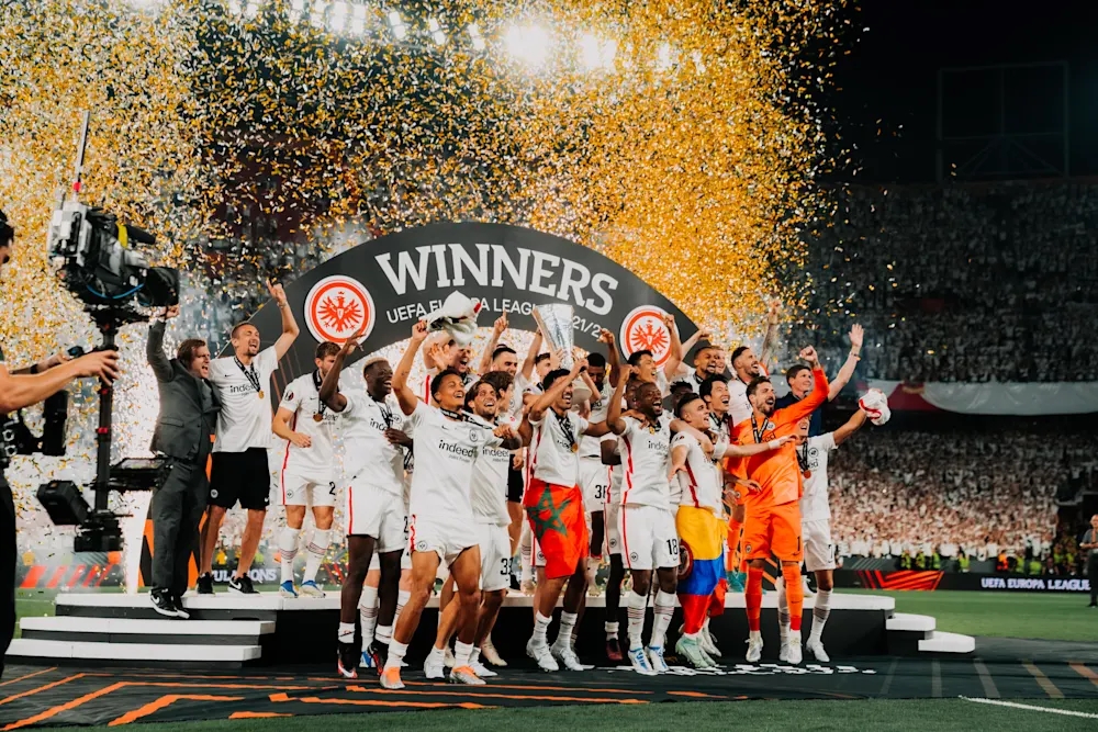 Eintracht Frankfurt vô địch Europa League 2021/2022.