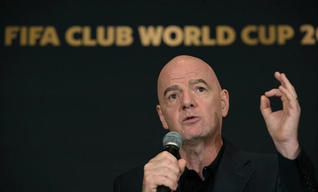 Gianni Infantino phớt lờ những lời chỉ trích dành cho FIFA Club World Cup.