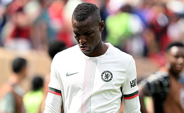 Nicolas Jackson gặp khó khăn ở Chelsea.