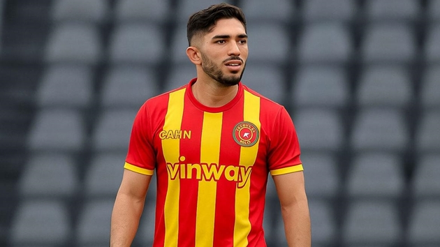 Công An Hà Nội nhắm tiền vệ Andrey Ramos.